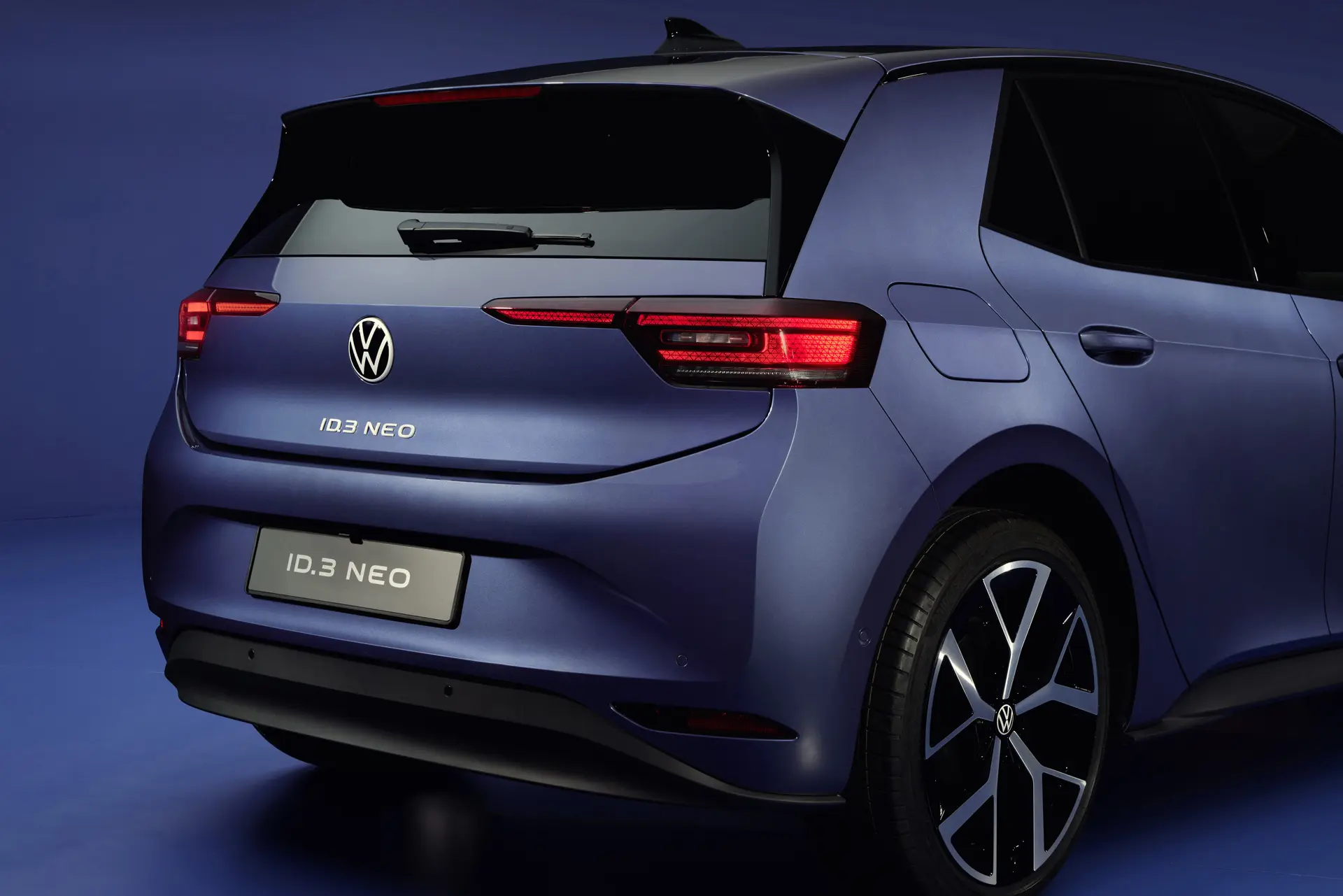 🚘 Новый Volkswagen ID.3 Neo: главное  Немцы выкатили на суд публики электрокар ID.3 Neo, наследника 