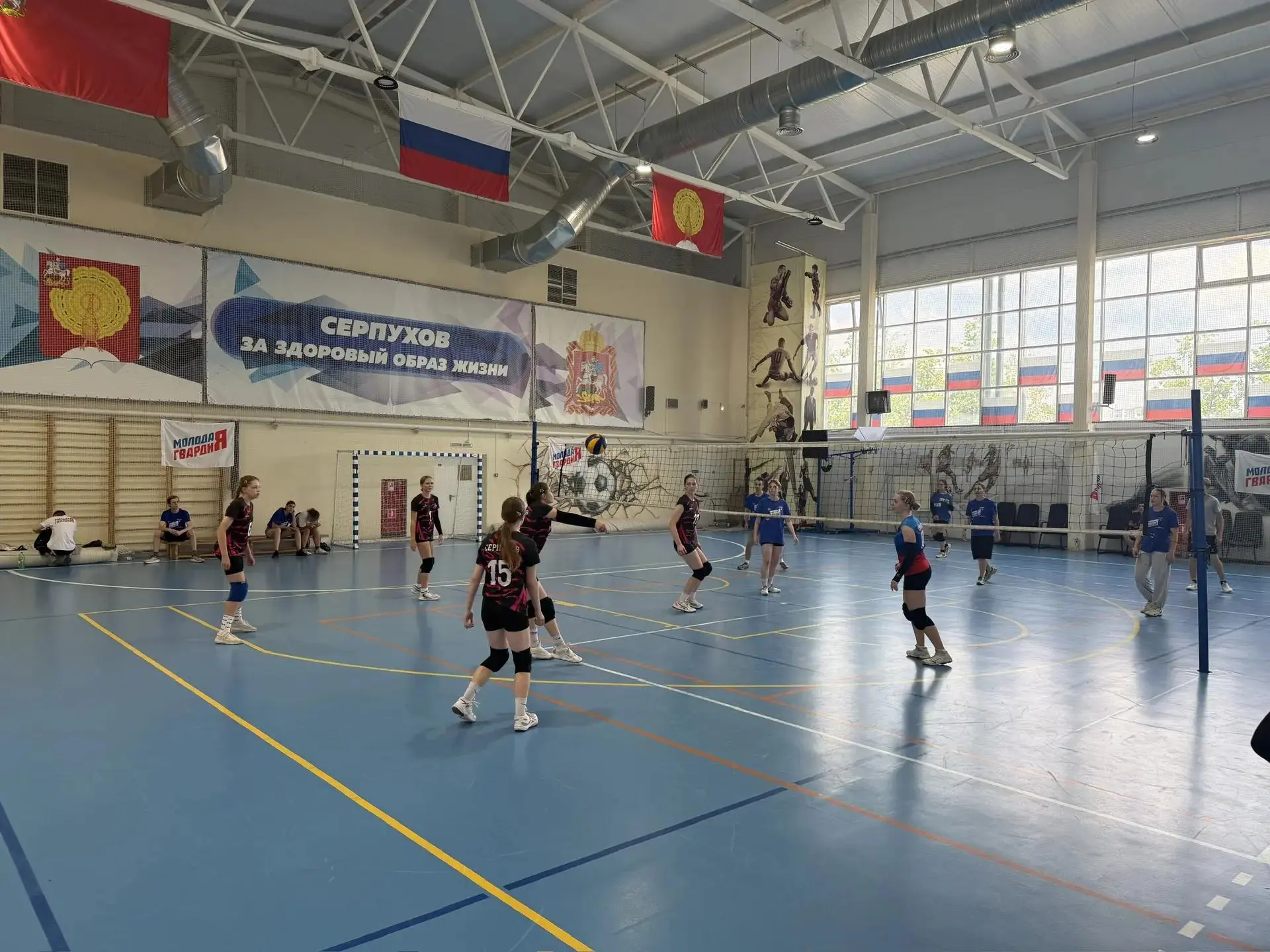 🏐 11 июня, в преддверии Дня России, в универсальном спортивном зале спорткомплекса «Русский медведь
