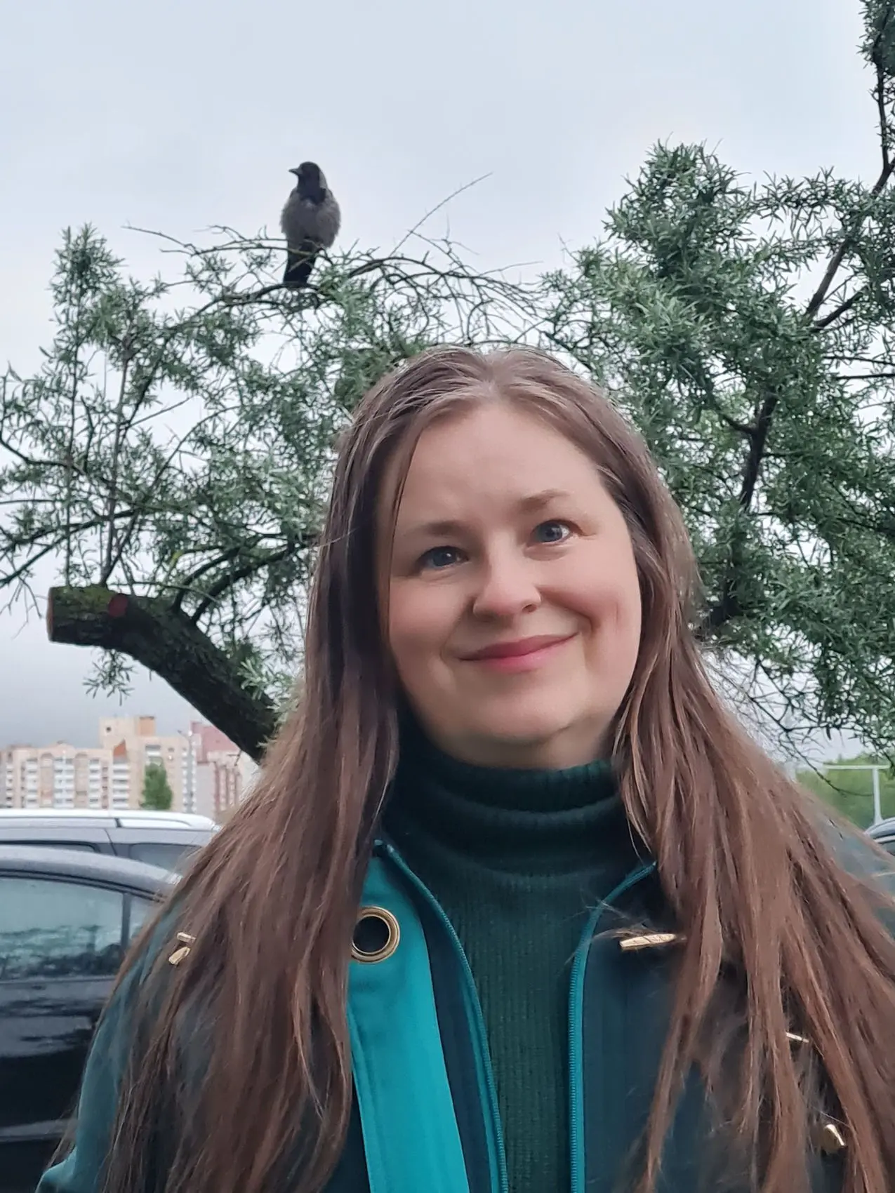 Не могла пройти мимо такой красавицы-вороны и сделала с ней селфи. Она мне позировала к...