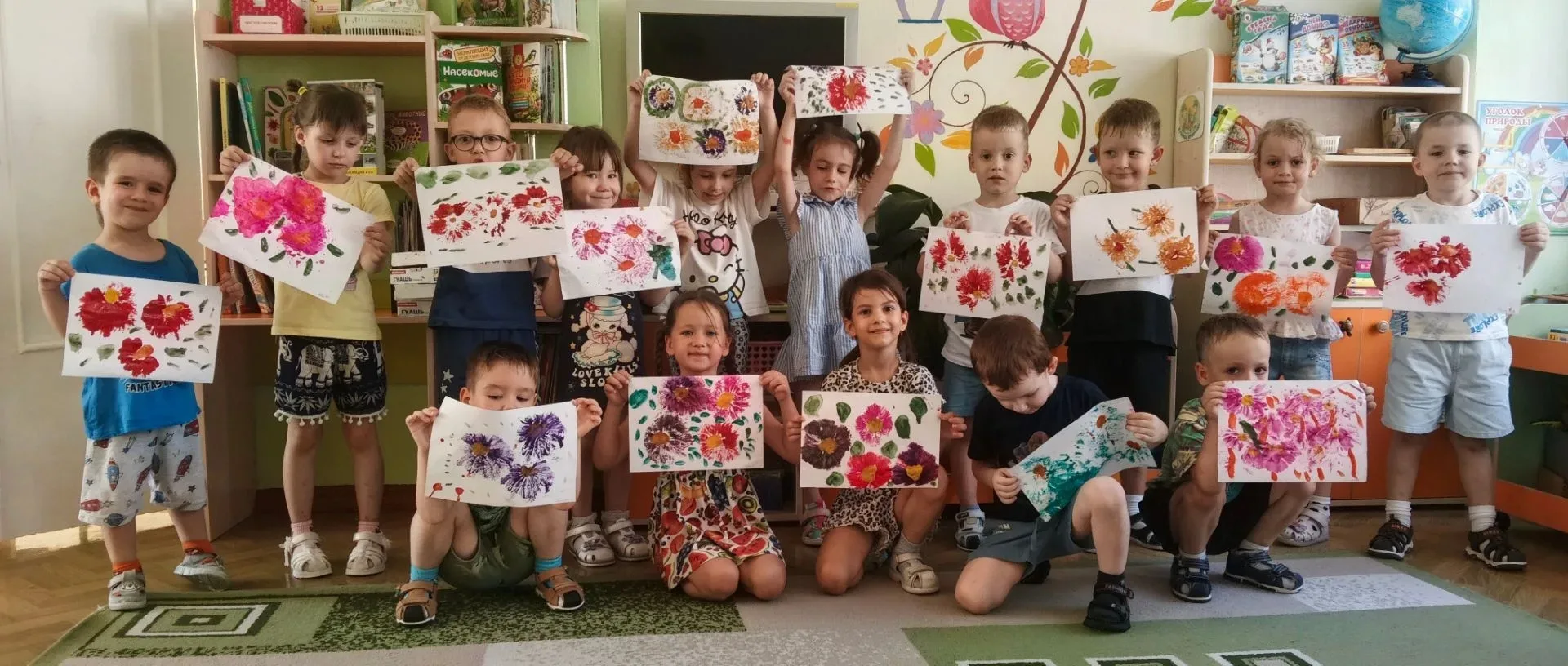 Рисование пакетами 🎨
Что же это такое? 🤔

В традиционном китайском искусстве рисовать пакетами цве