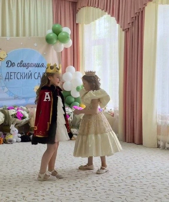 🎉Первый выпускной — дошкольный бал! 🎉

В этот день в нашем детском саду царила особенная атмосфера