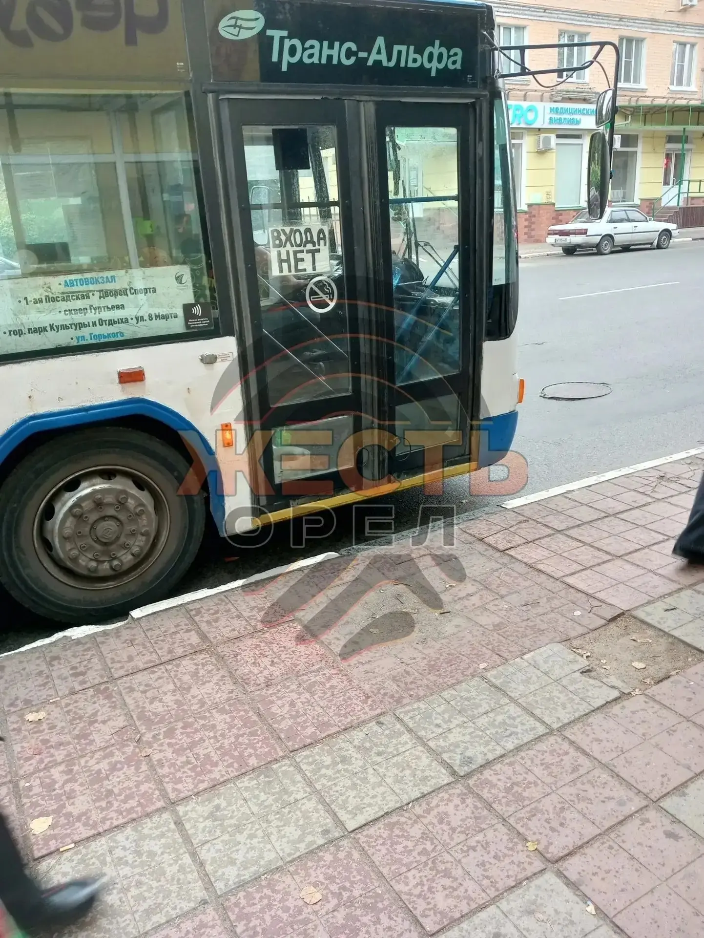🚌 В Орле на ЛиАЗах и троллейбусах закрывают передние двери для входа