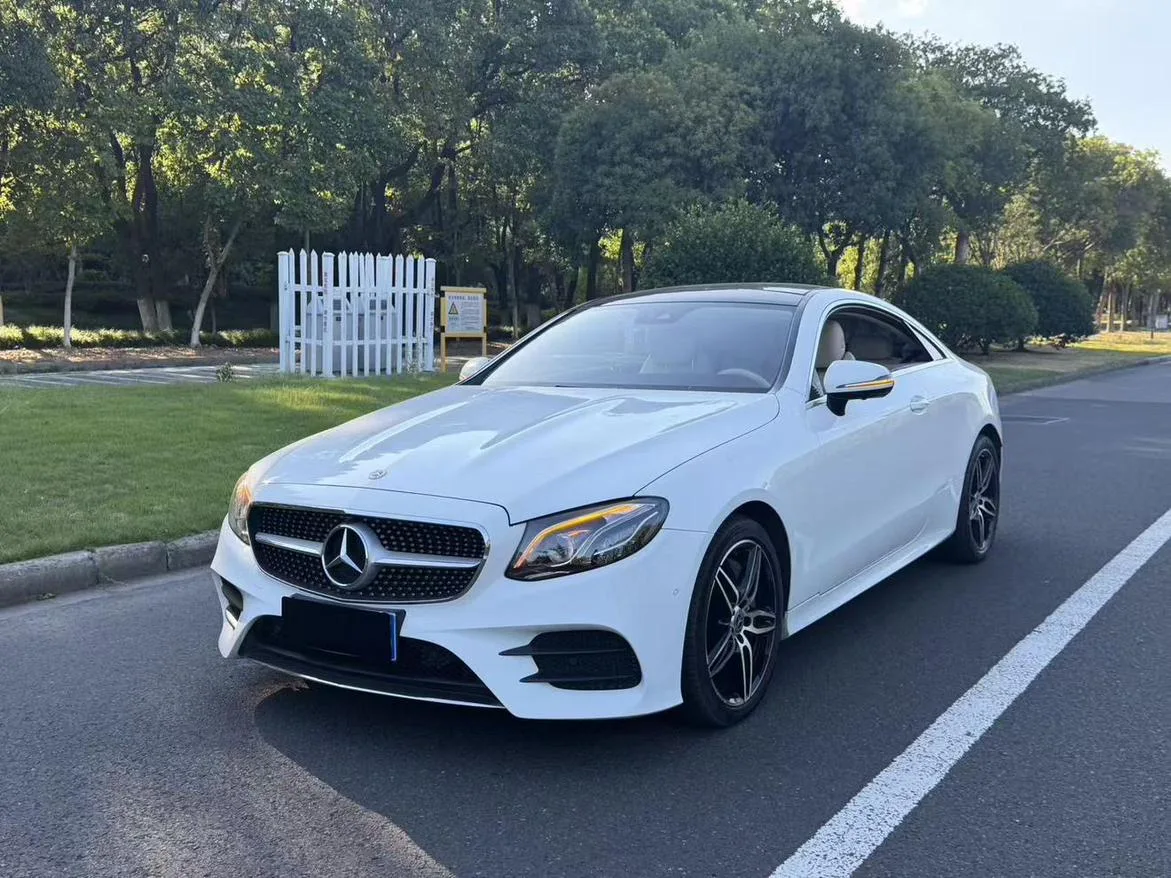 🚗 Mercedes-Benz 2017