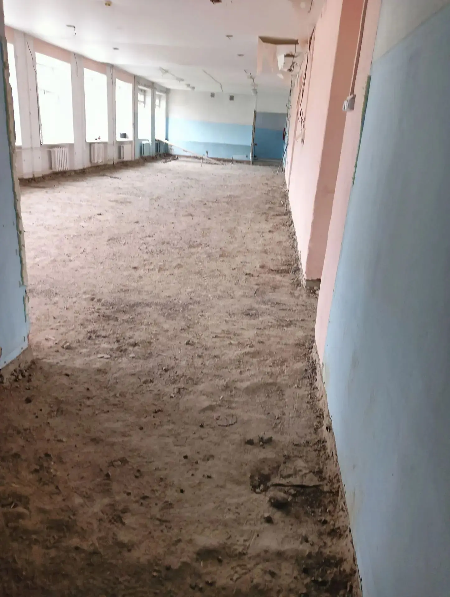 Новости капитального ремонта. 
Завершен демонтаж полов 2 этажа, перехода в актовый зал и актового за