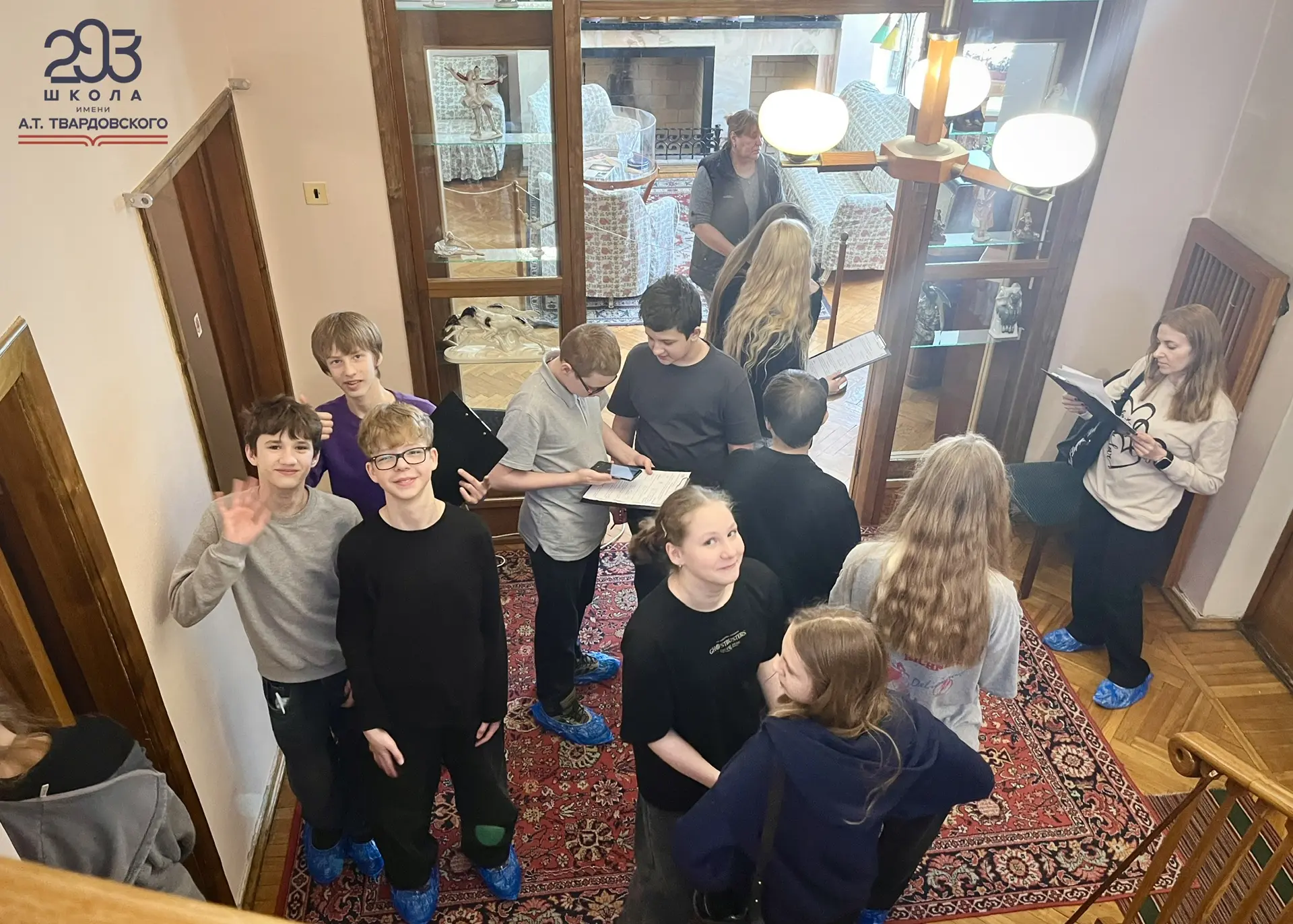 🏛️ ДЕНЬ В МУЗЕЕ  🌕🪐 В середине марта ученики 7-х «Б» и «В» классов побывали в Мемориальном доме-музе