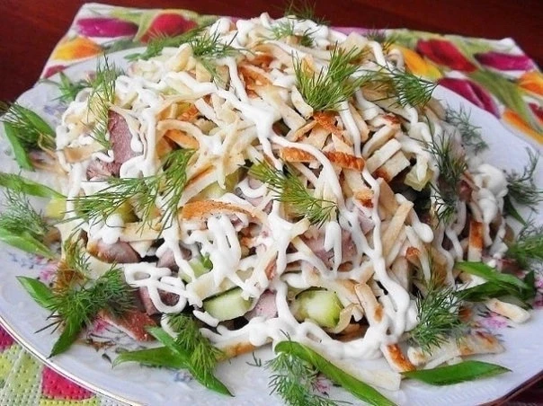 САЛАТ с курицей