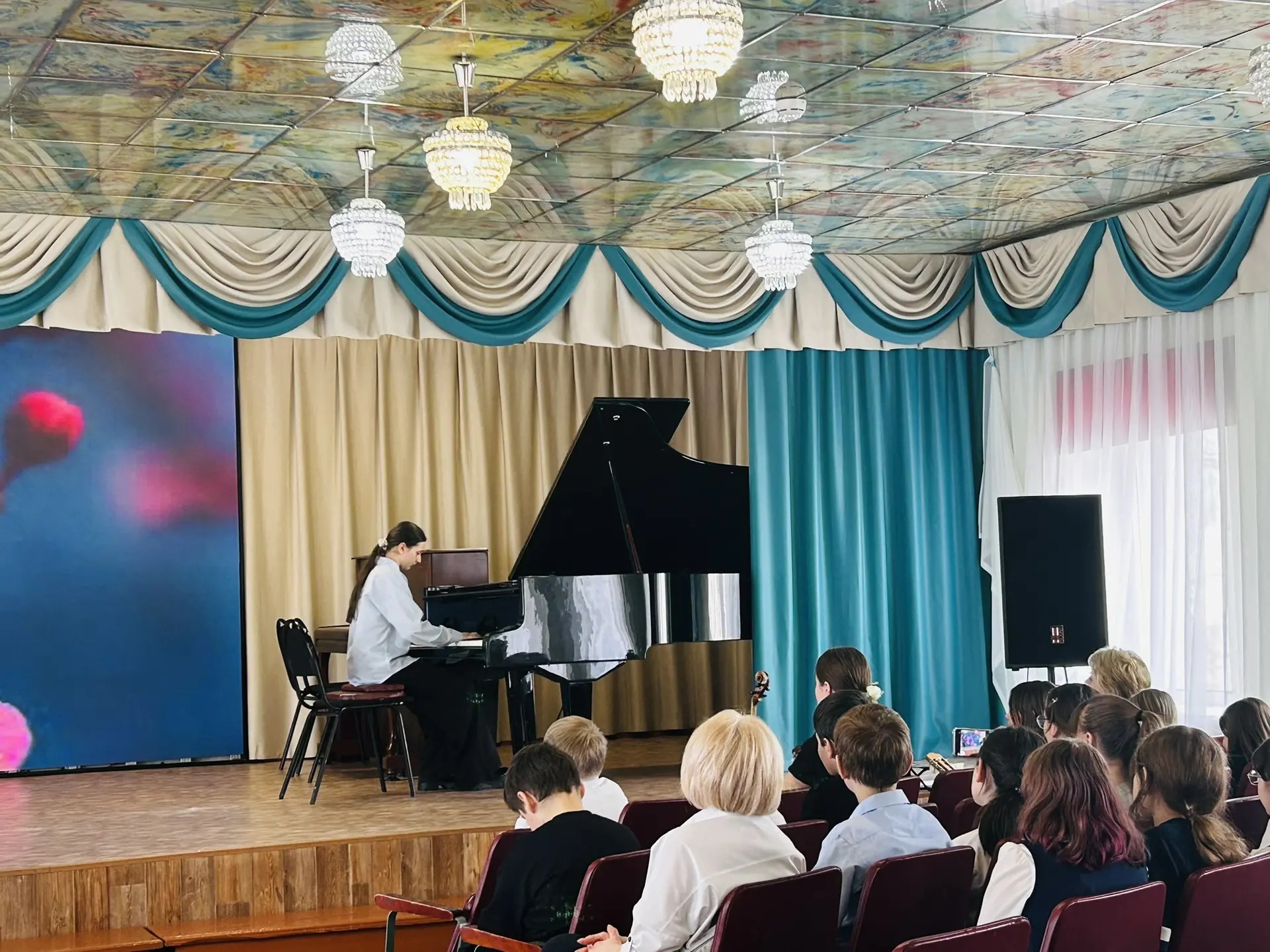 📌29.04 в концертном зале ДШИ состоялся концерт для учащихся 3-4 классов начальной школ...