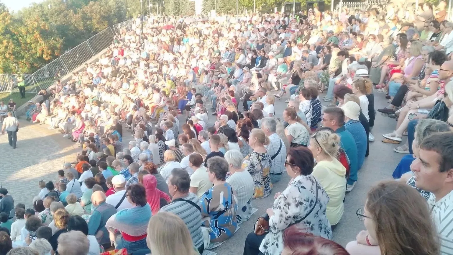 ⬇️⬇️⬇️ Расписание сеансов в бесплатном кинотеатре под открытым небом "Филин" на эту нед...