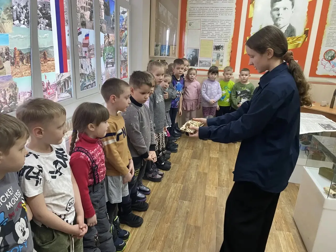 Сегодня наша школа открыла свои двери для тех, кто стоит на пороге больших перемен — воспитанников п