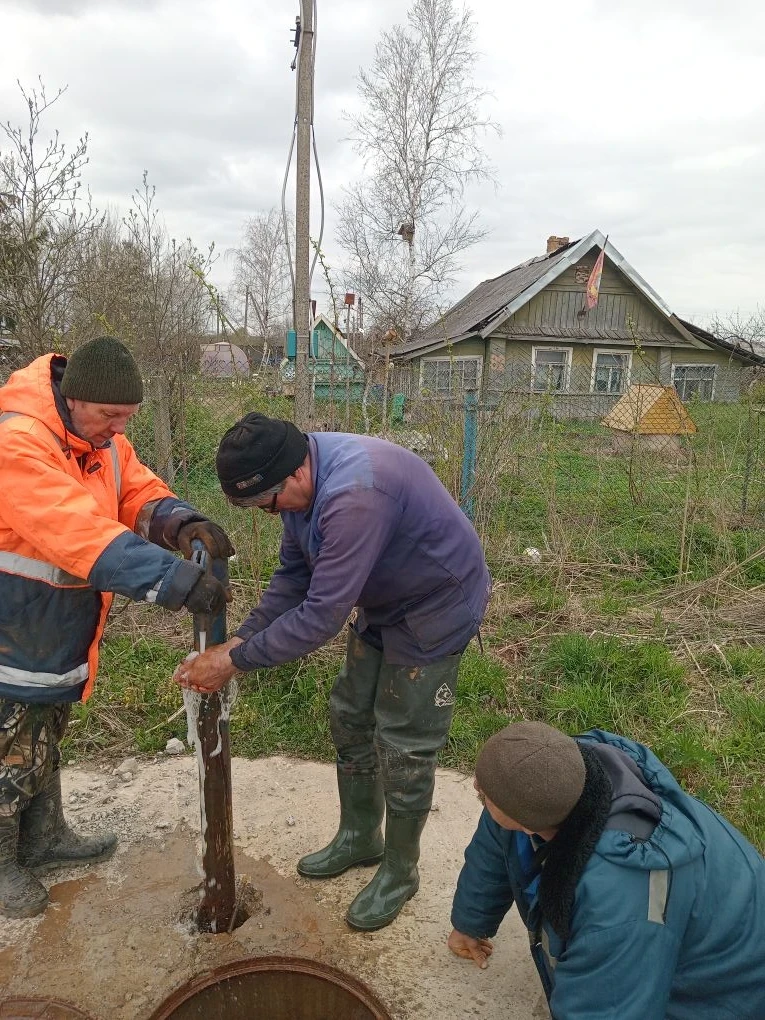 По адресу: деревня Трубичино, дом 82, работниками ВКУ-3 был произведен демонтаж водоразборной колонк