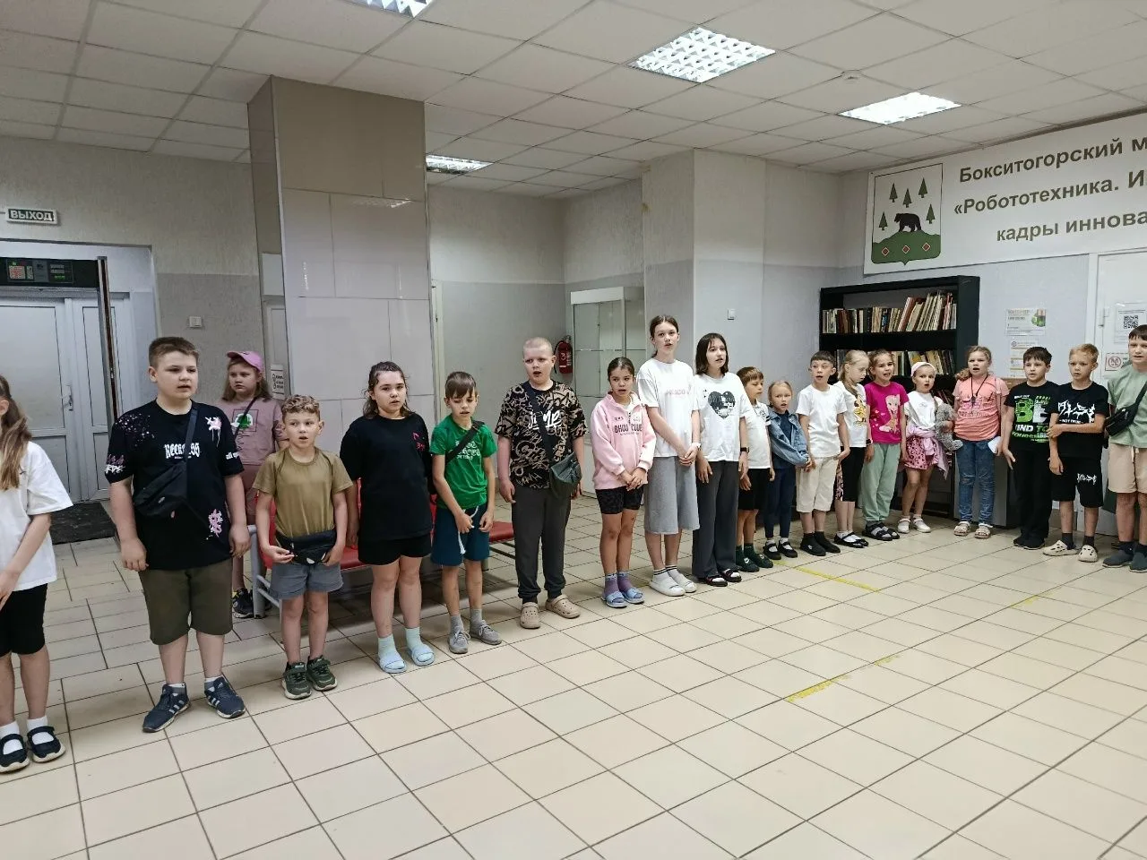 10 день - 15.06.2026 в ЛОЛ "Звонкие голоса"
Утро новой недели мы по традиции начали с линейки и испо