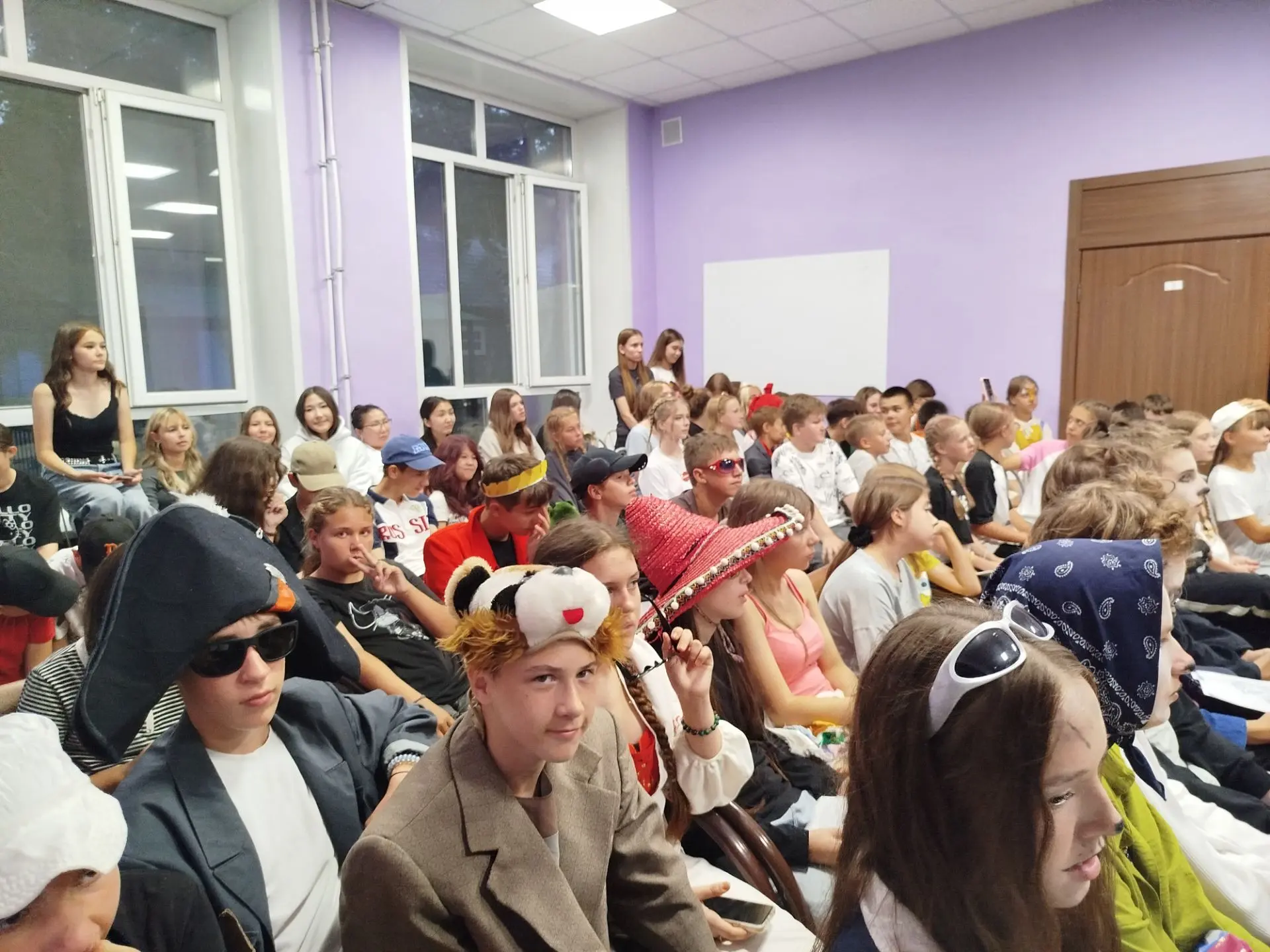 Всем добрый вечер, с вами 2 экипаж!