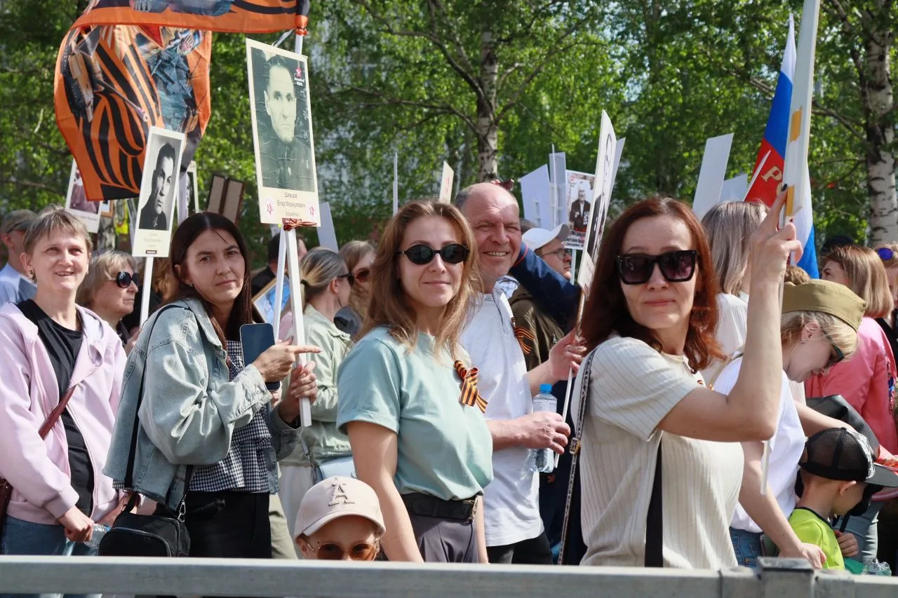 🇷🇺 9 мая в университетском дворике прошли праздничные мероприятия, посвящённые 81-лет...