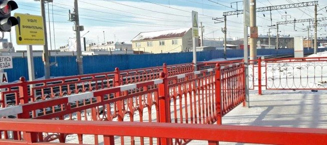 НАПОМИНАЕМ О БЕЗОПАСНОСТИ НА ЖЕЛЕЗНОЙ ДОРОГЕ  📌Подписывайтесь на наши социальные сети, чтобы быть в 