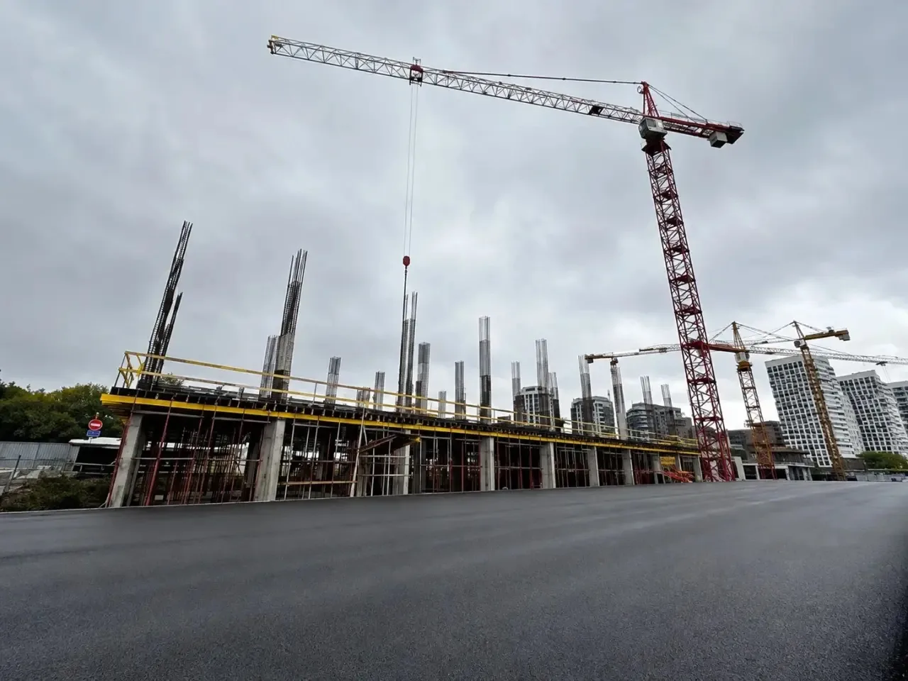 🏗️ Специалисты Центра экспертиз оценили качество работ на объекте административно-дело...