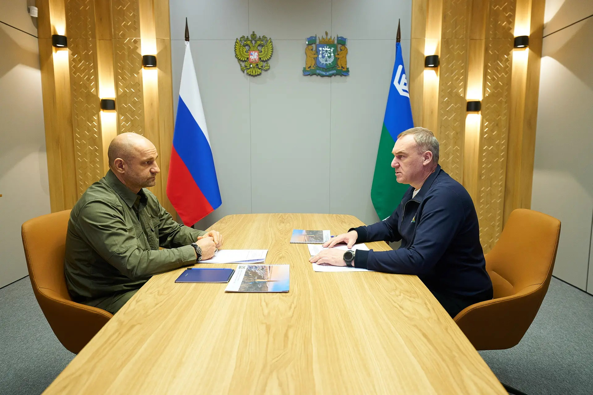 Полномочный представитель Президента РФ в Уральском федеральном округе Артем Владимирович Жога прибы