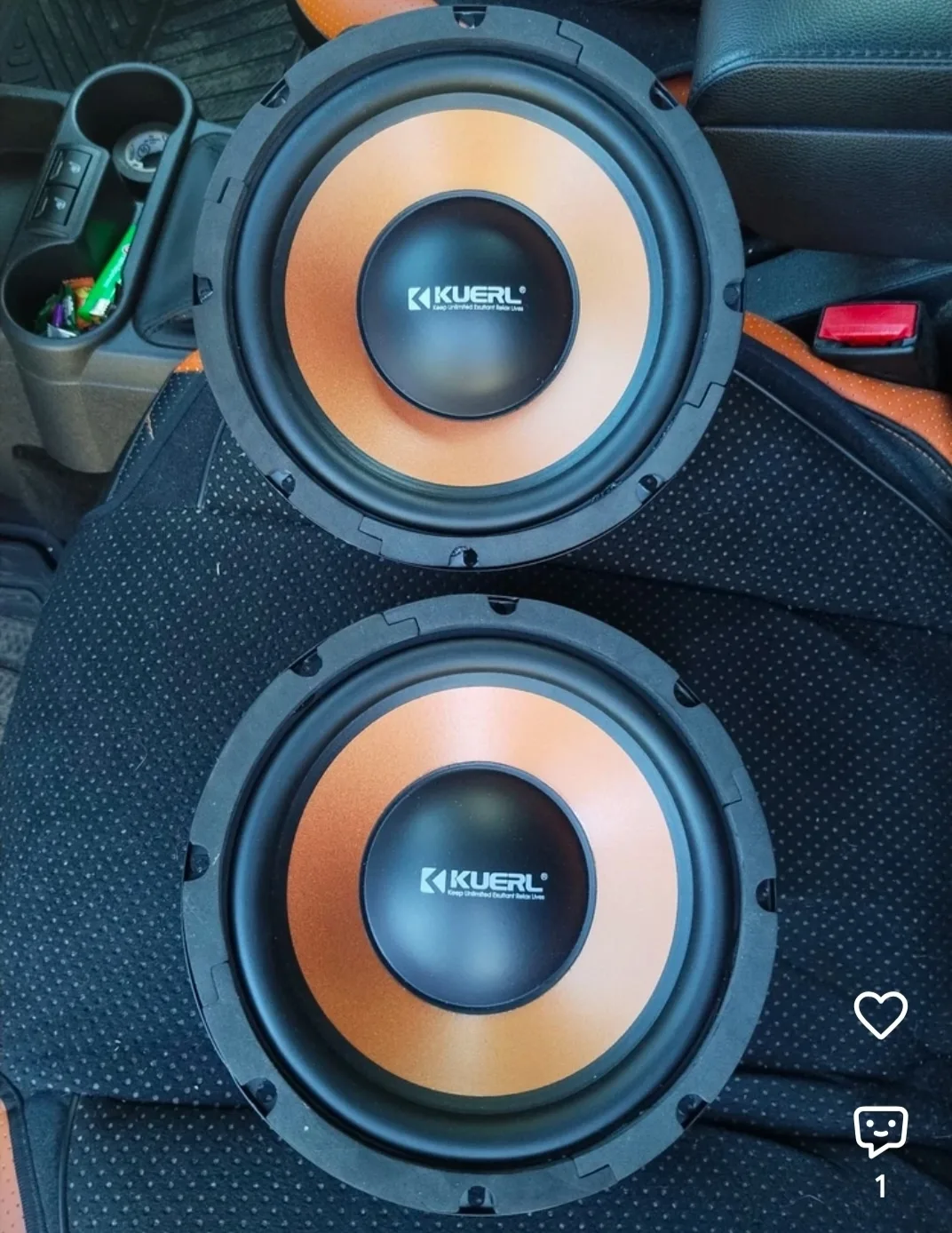 Продам 2 динамика на 20 см по 1000 р каждый.