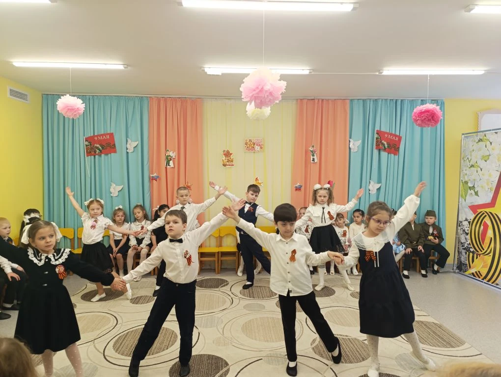 9 Мая 🕊— дата, которая объединяет поколения. В преддверии праздника воспитанники д/о 37/1 стали учас