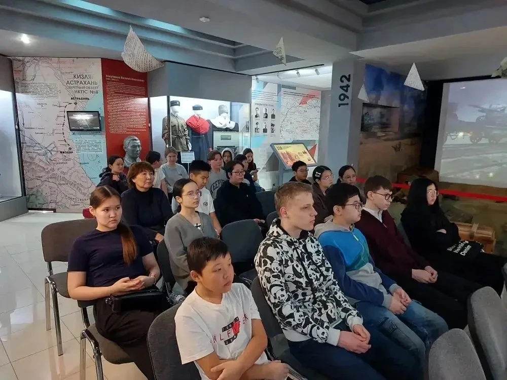 🎓✨ Сегодня ученики 6-7х классов посетили 🏛️ Национальный музей Республики Калмыкия имени Н. Н. Пальм