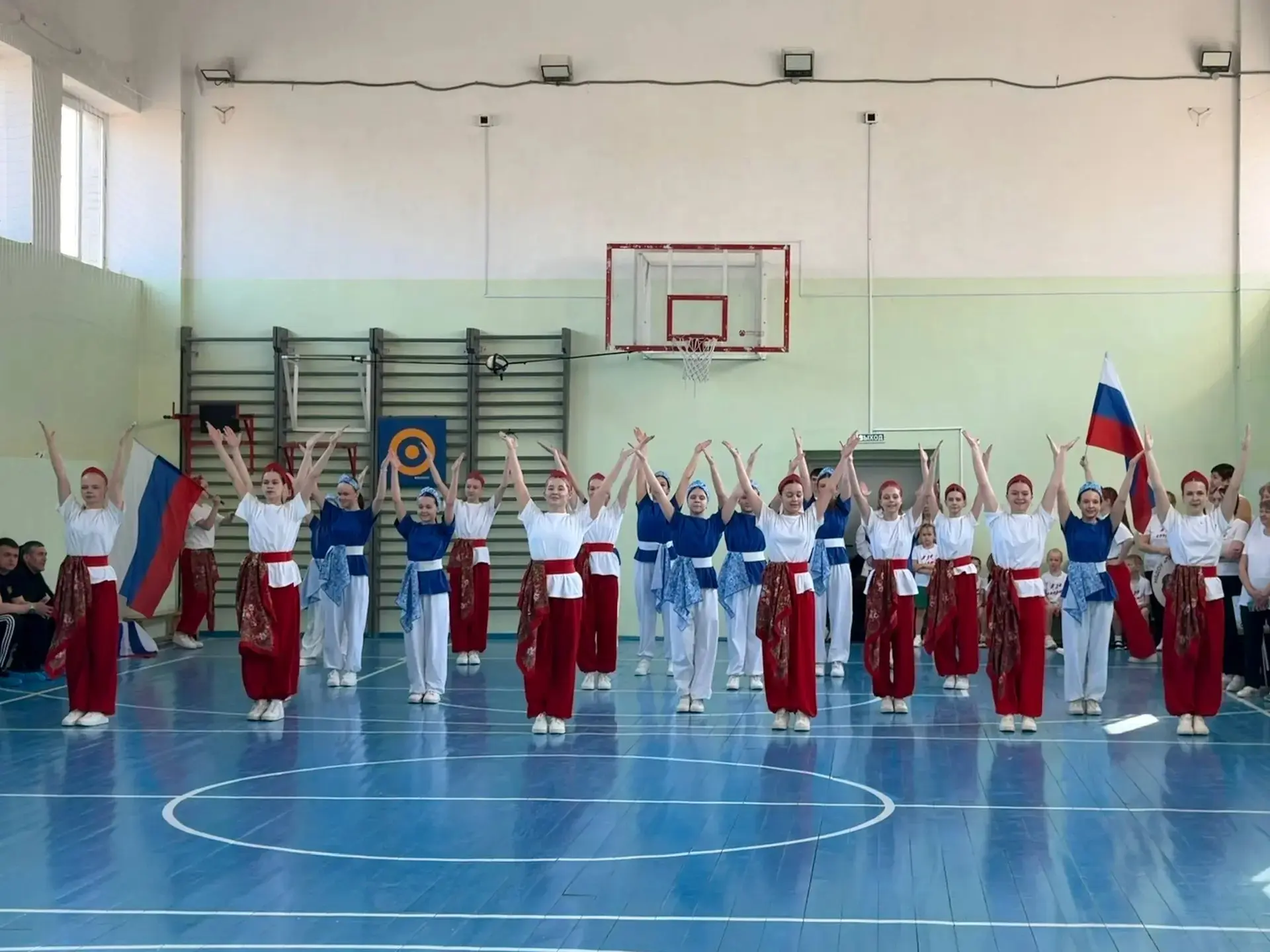 🏆 Сегодня в нашей школе — настоящий спортивный праздник! 🎉 На базе нашей школы прошёл окружной спорт