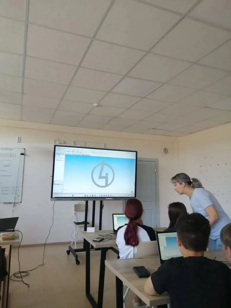 Наука в действии: 3D-моделирование

На днях на нашей летней профильной смене «Наука в действии» для 