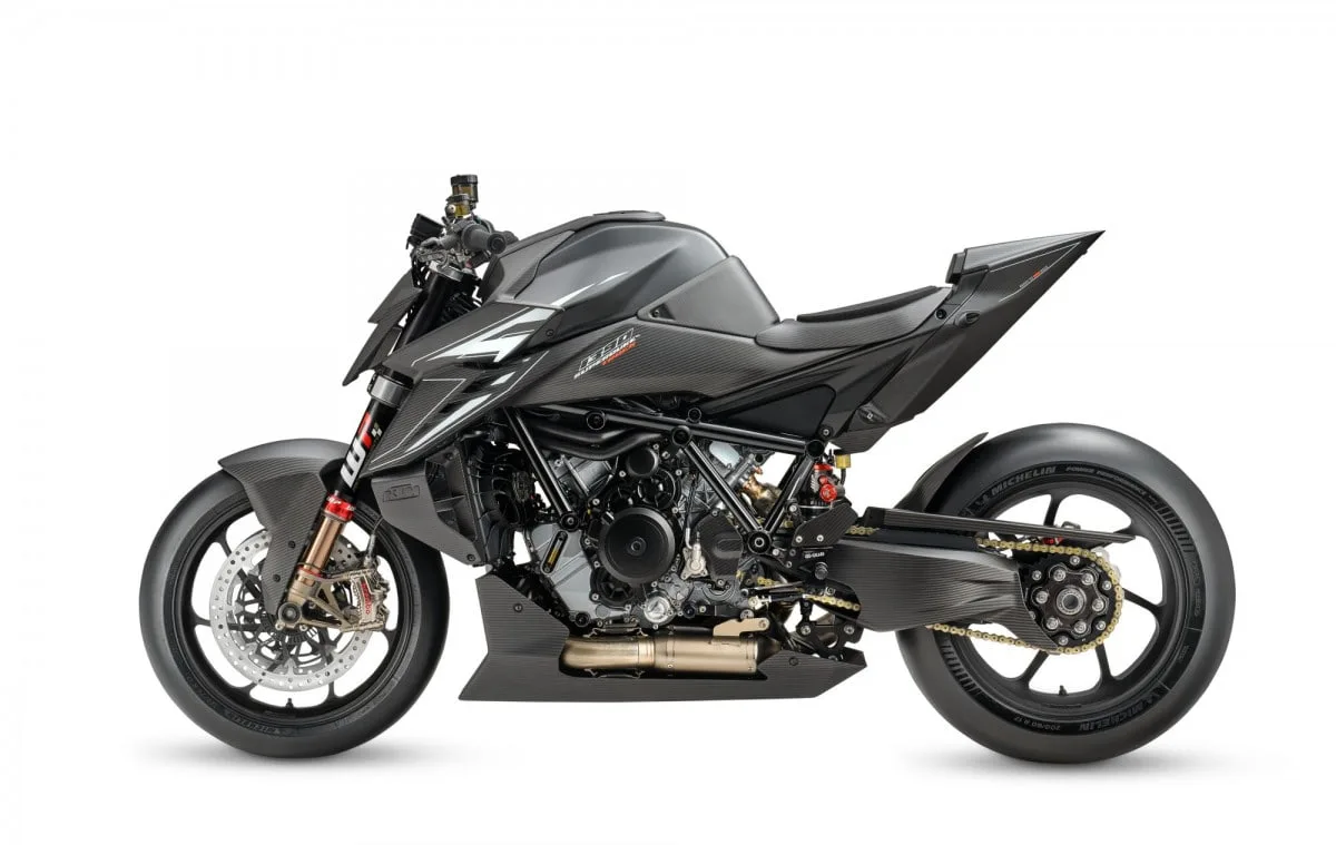 KTM 1390 Super Duke RR Track: байк за 3.5 млн, который нельзя купить просто так  Из-за кризиса в 202