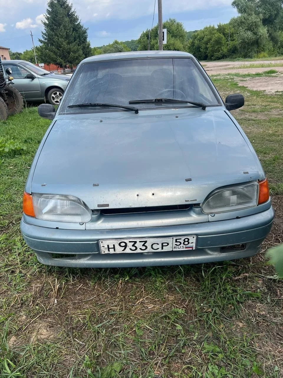 продам ваз 2115 на ходу все ровно документы порядок 130к пробег 2004 года остальное все в лс цена 80