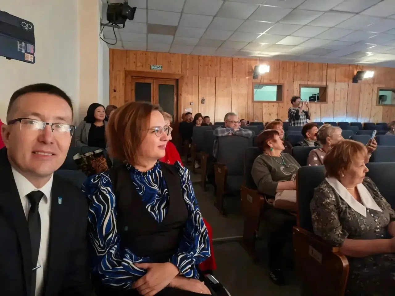 1 октября, в Международный день пожилого человека, в Центре культуры и досуга имени А. ...
