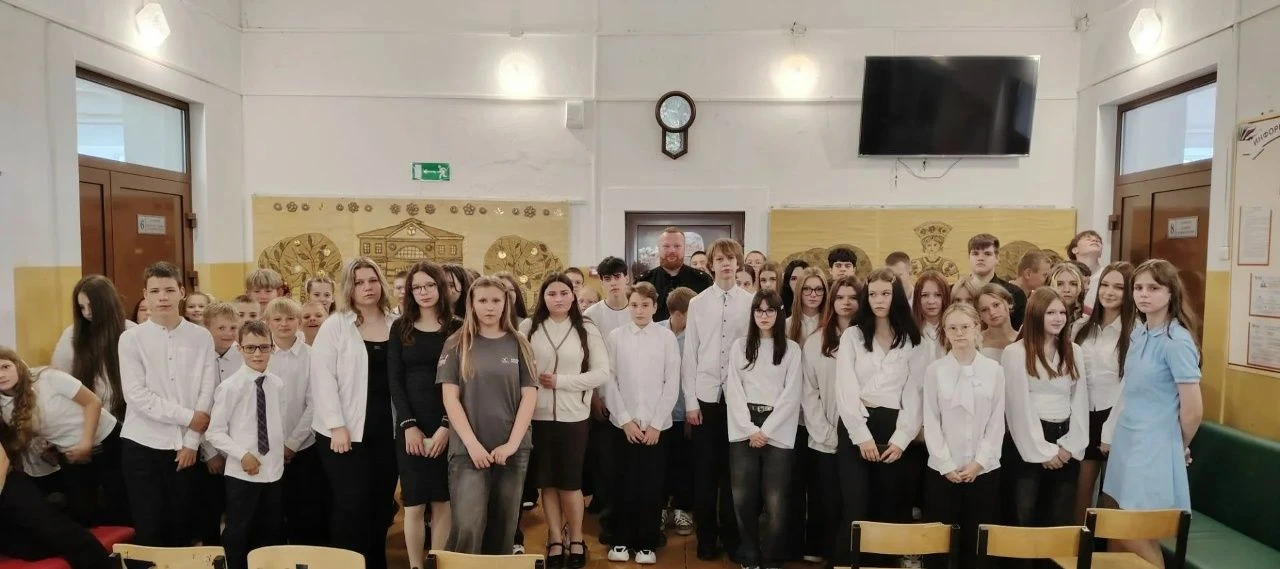 Урок мужества в Красногороденской школе: разговор о главном