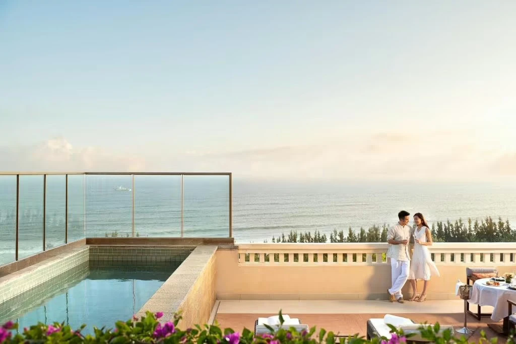 КИТАЙ 🇨🇳 ХАЙНАНЬ  🌟Raffles Hainan 5*  Один из самых роскошных отелей острова Хайнань со своим пляжем