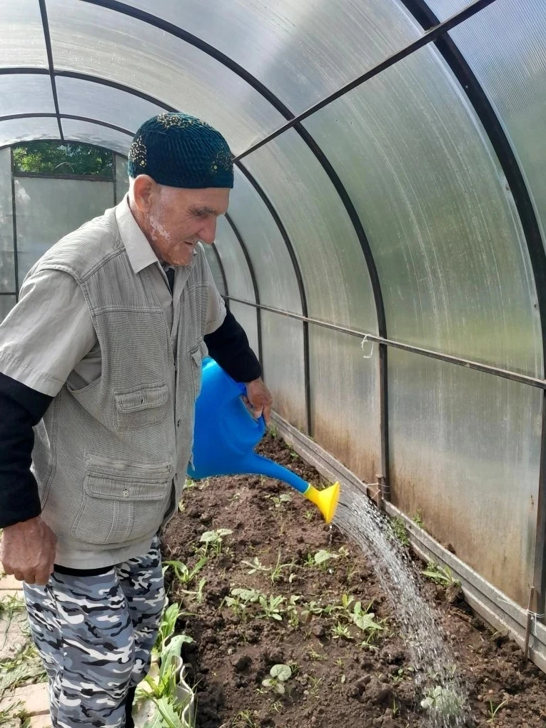 🌱🚿Дневная занятость наших подопечных дома-интерната помогает восстановить их психическое, эиоциона