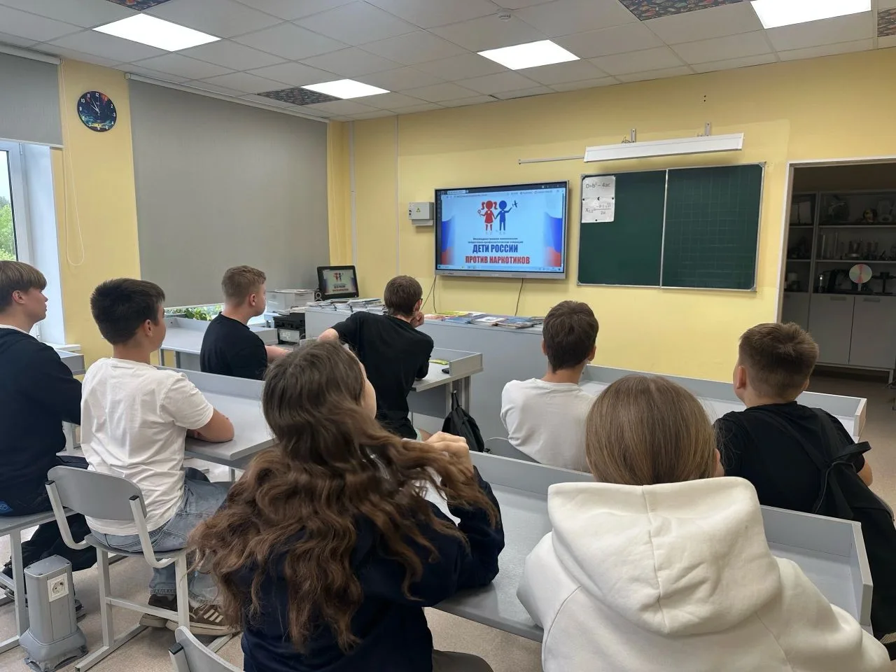 Акция «Территория здоровья»: профилактика наркозависимости среди подростков 🧑‍🦰👦👧
В нашей школе 