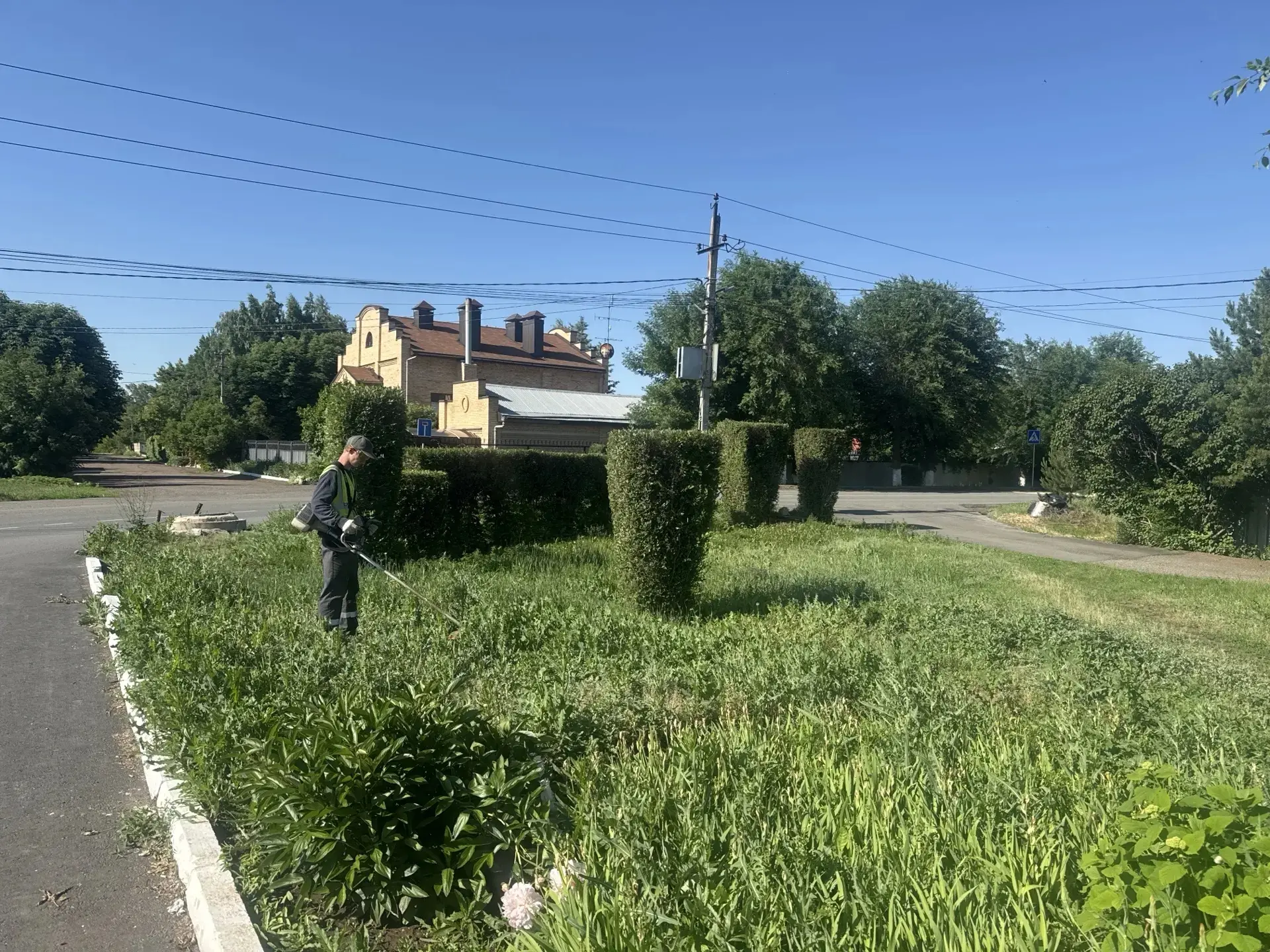 10.06.26г.Выполнены следующие виды работ по благоустройству посёлка: