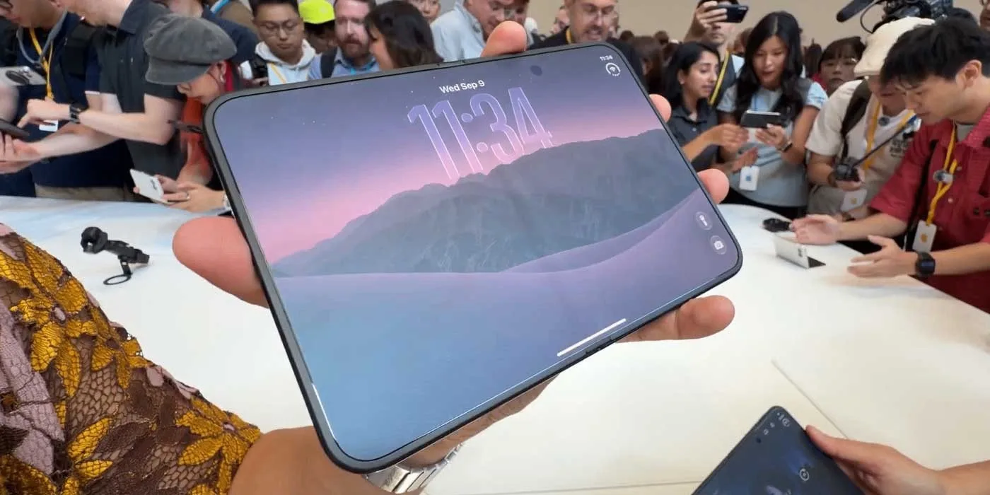 В iPhone Duo можно будет убрать складку