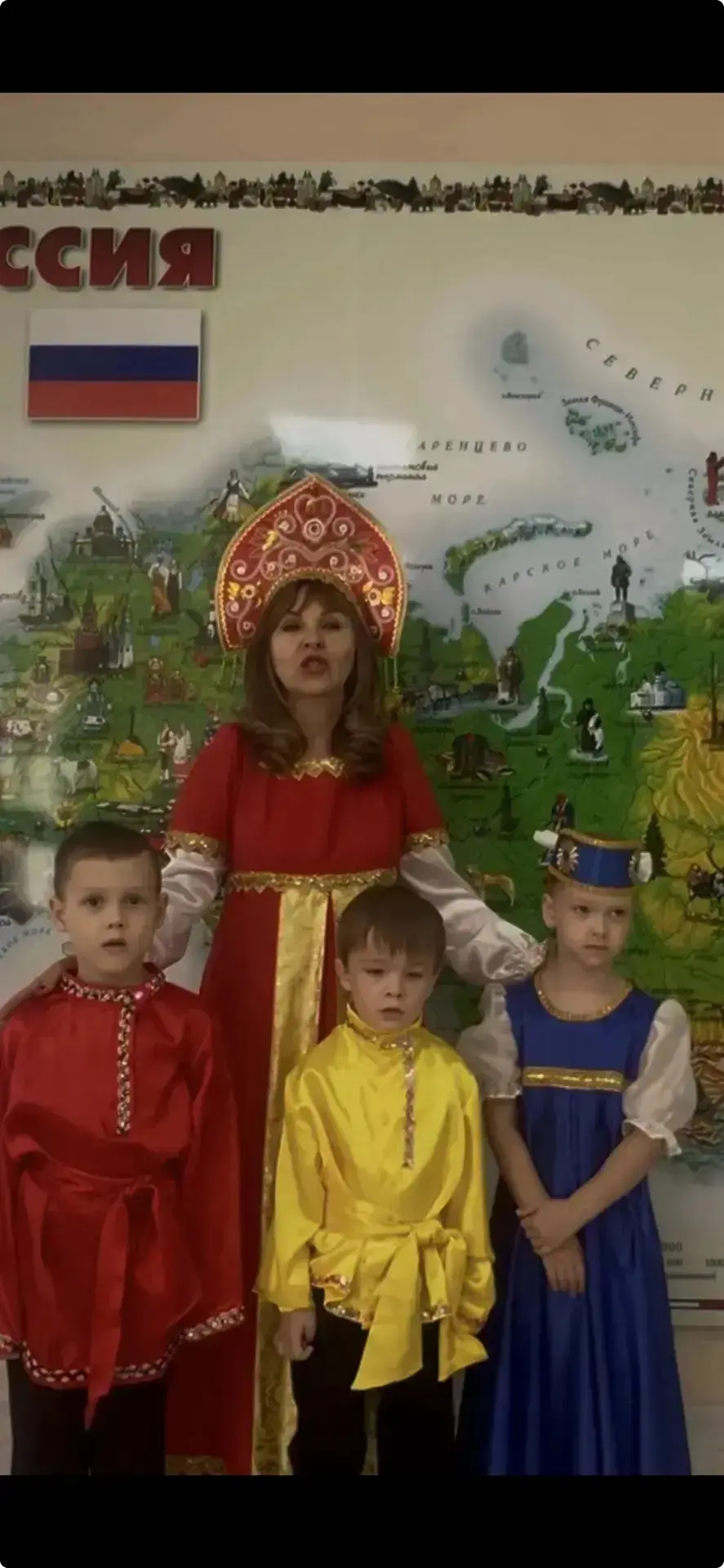 📢🇷🇺 АКЦИЯ "ОНА НА  ВСЕХ -  РОССИЯ!".               
Детский сад №10 "Ивушка" принял активное учас