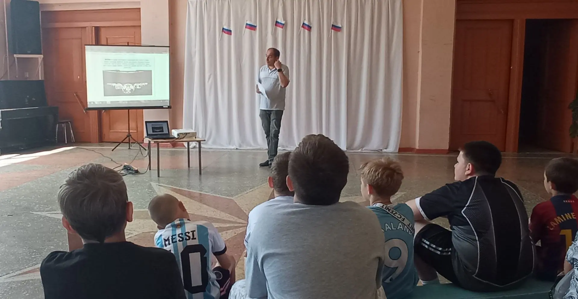 ⚽Футбол считается самым популярным видом спорта в мире. Им занимаются дети и взрослые на всех контин