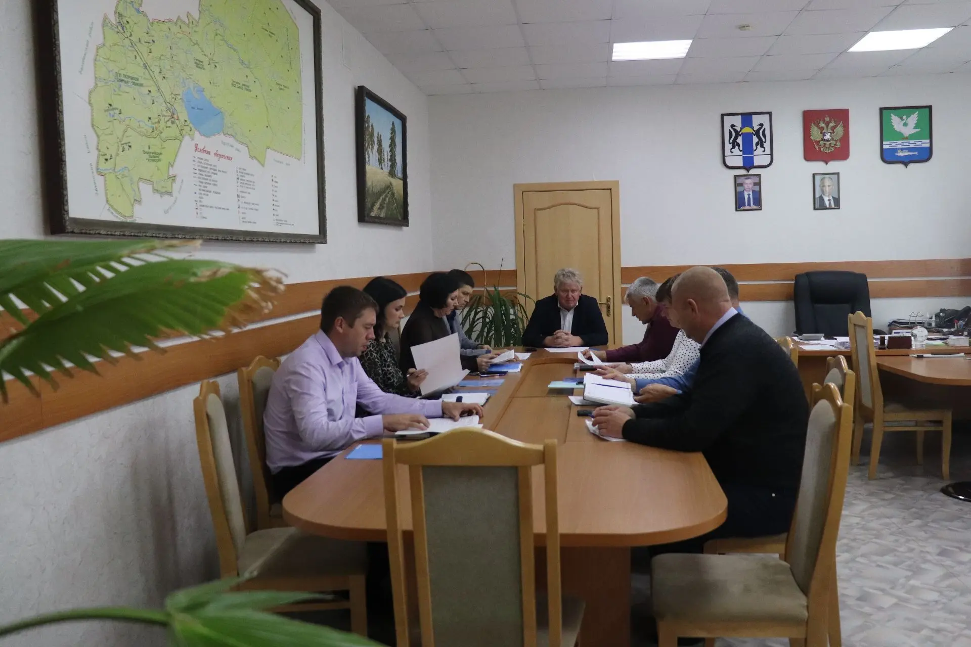 Сегодня Глава Убинского муниципального округа Олег Федорович Конюк провел заседание кол...