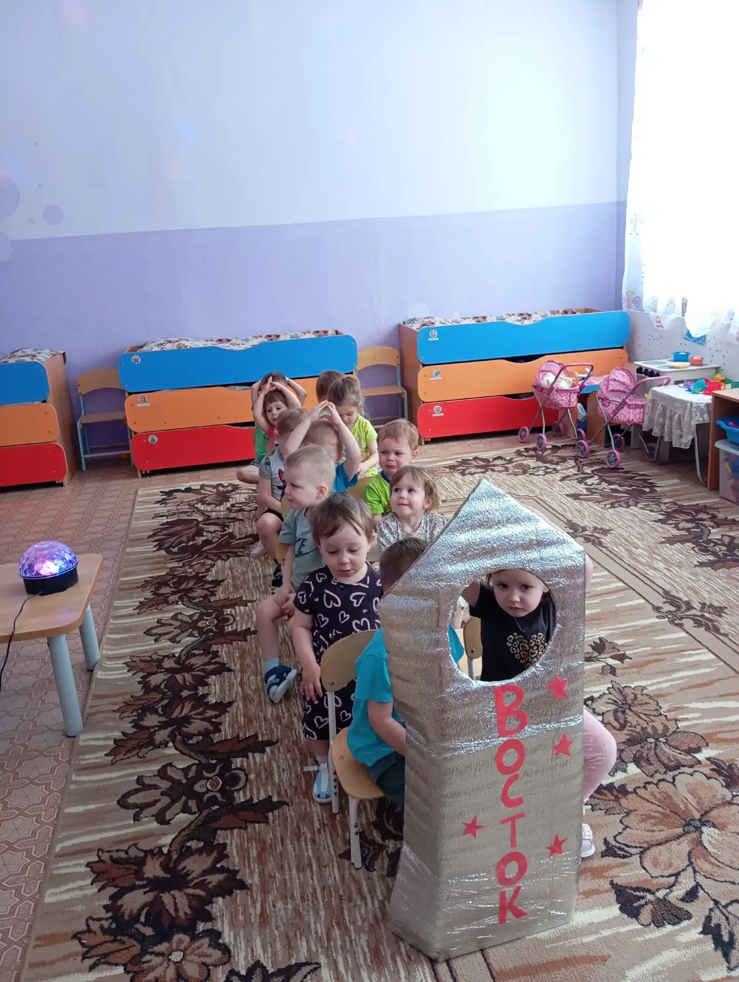 💥День космонавтики отмечали даже самые маленькие детки группы раннего возраста № 10 "Ц...