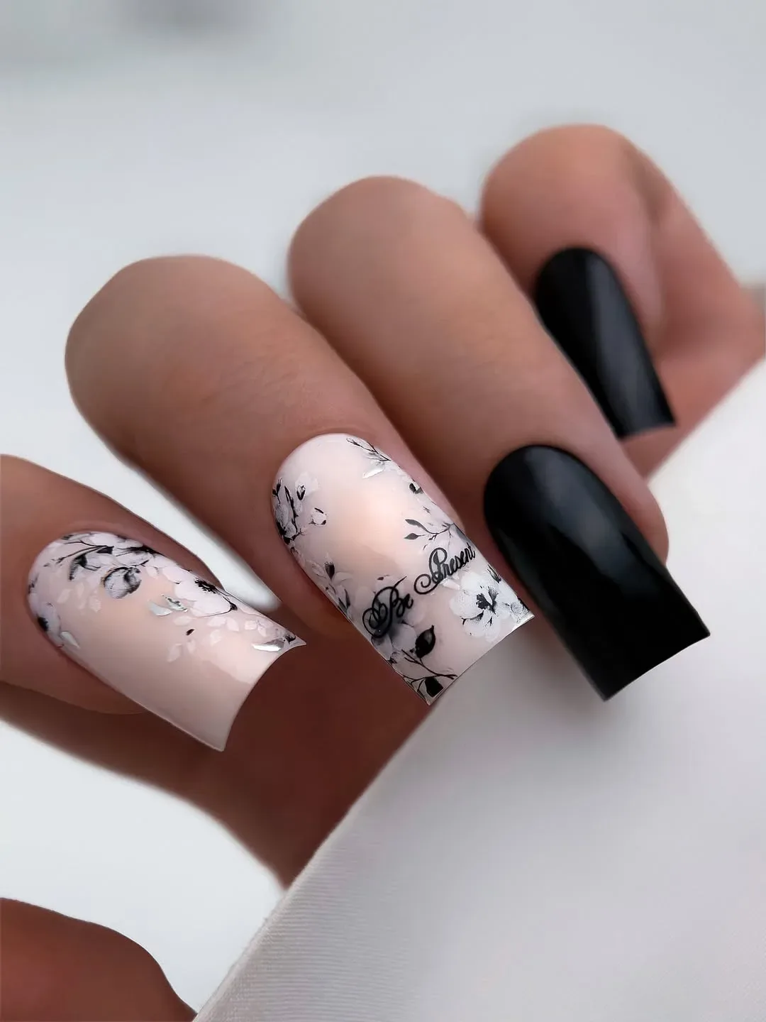 🖤🖤🖤