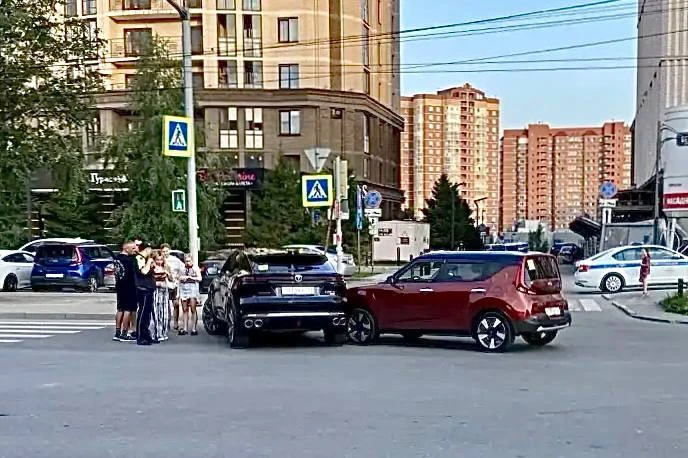 13-летняя пассажирка Kia Soul госпитализирована после ДТП на Дуси Ковальчук

Changan при повороте на