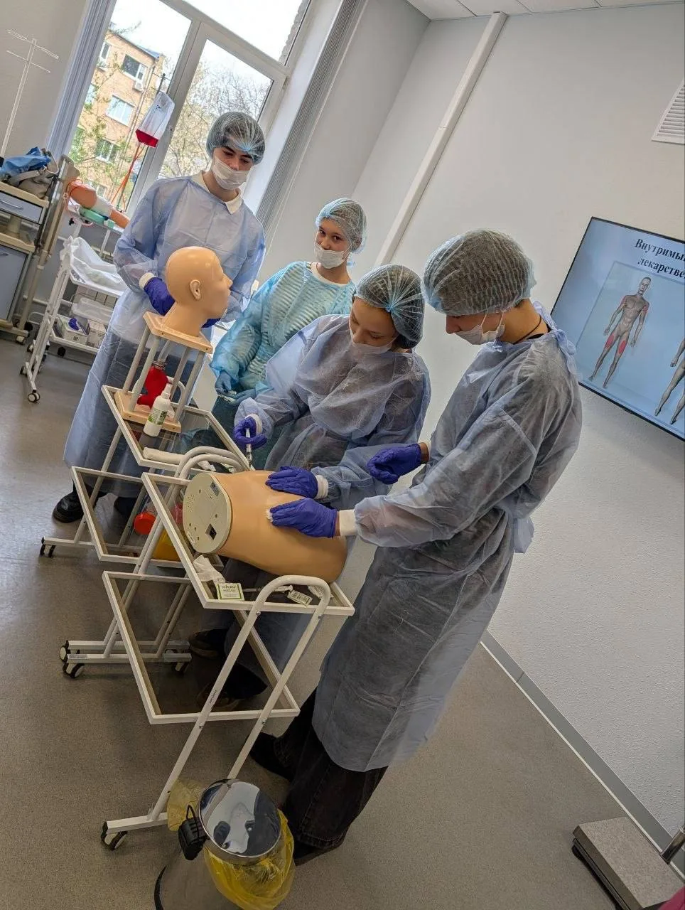 👩‍⚕️Мечтаете о медицинском халате? Начните путь к профессии уже в школе!

🏥Мы продолжаем набор в м
