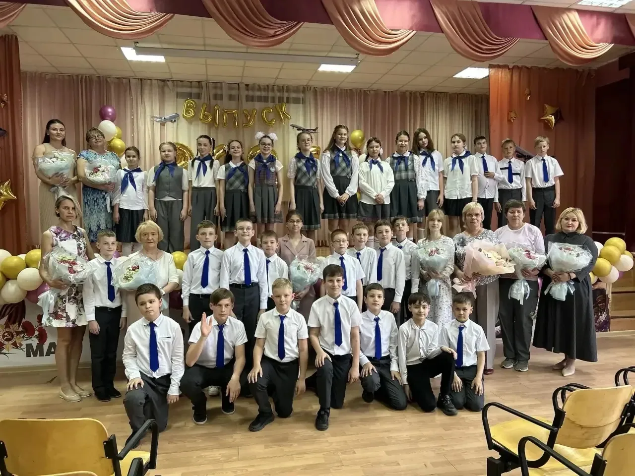 ПОСЛЕДНИЙ ЗВОНОК В НАЧАЛЬНОЙ ШКОЛЕ  🔔 Последний звонок в 4 классе: наш первый выпускной! 19 мая в на
