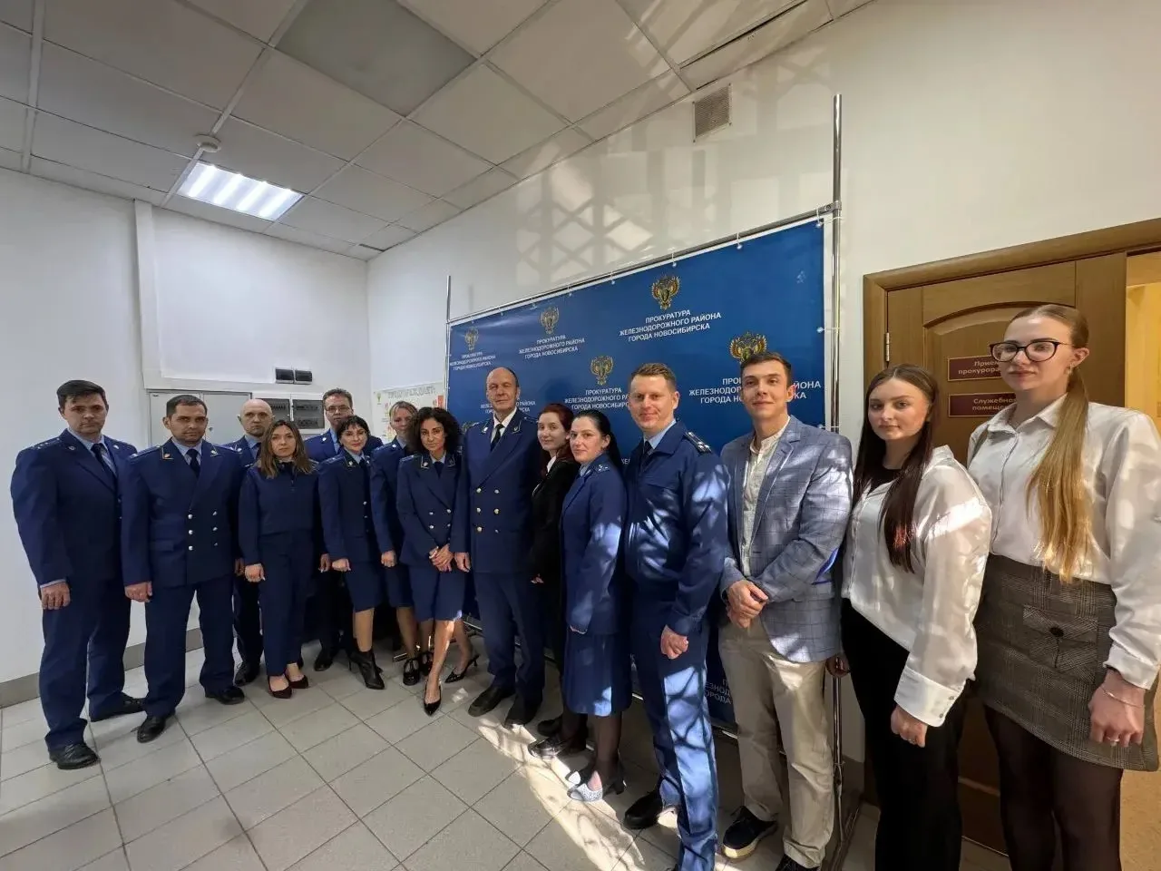 📍Торжественное вручение первого классного чина молодому специалисту  прошло в прокуратуре Железнодор