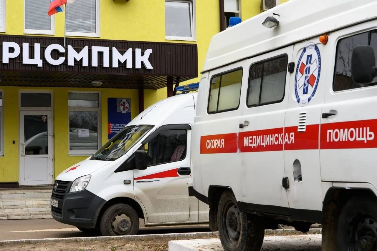 ▪️11-летний ребенок пострадал в пьяном ДТП

Днем 19 июня на Хрустальной улице в Калуге ВАЗ 2107, 21-