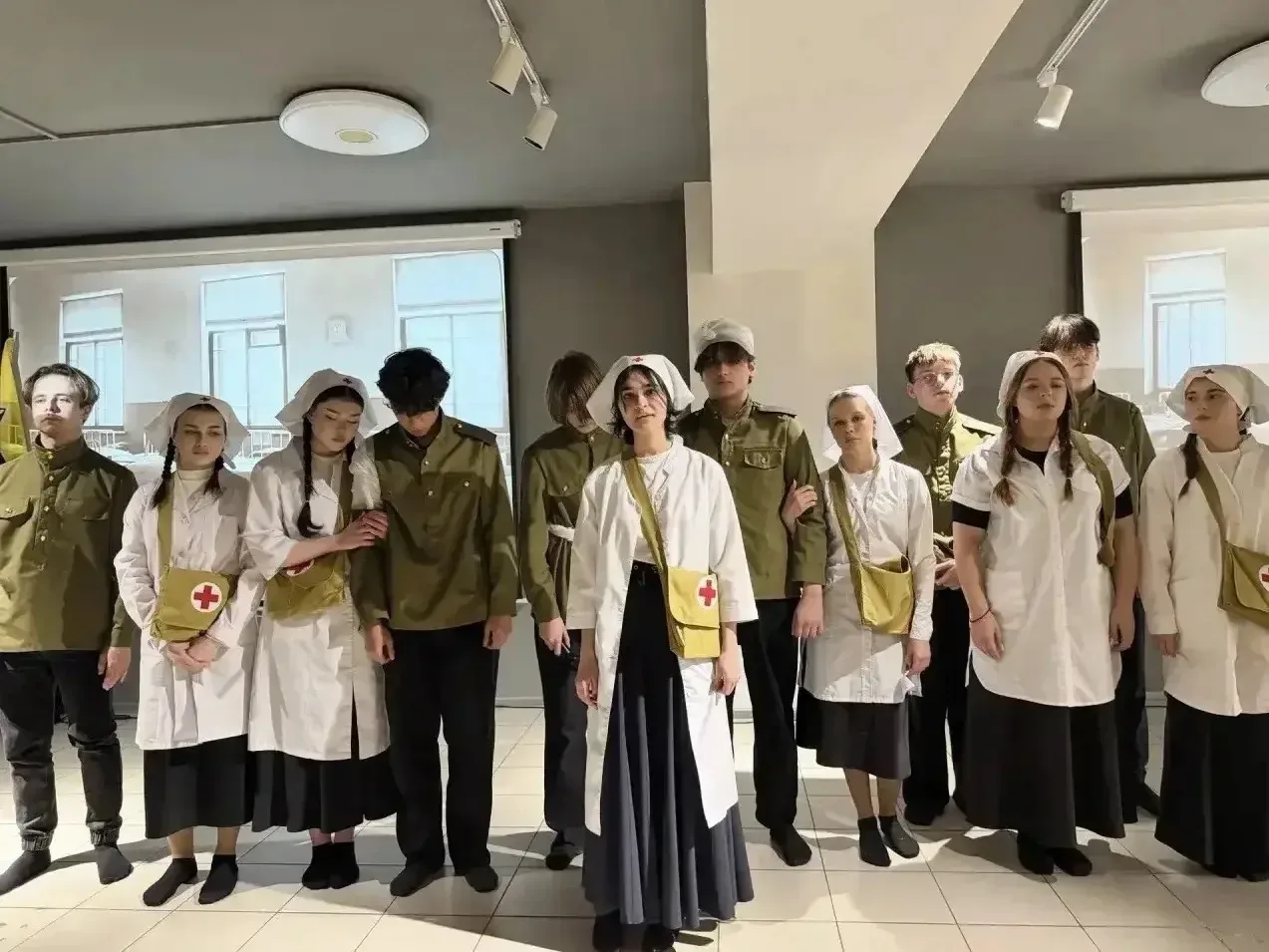 С Днём Победы!   8 мая прошла творческая программа студентов структурных подразделений №1,6 «Поклони