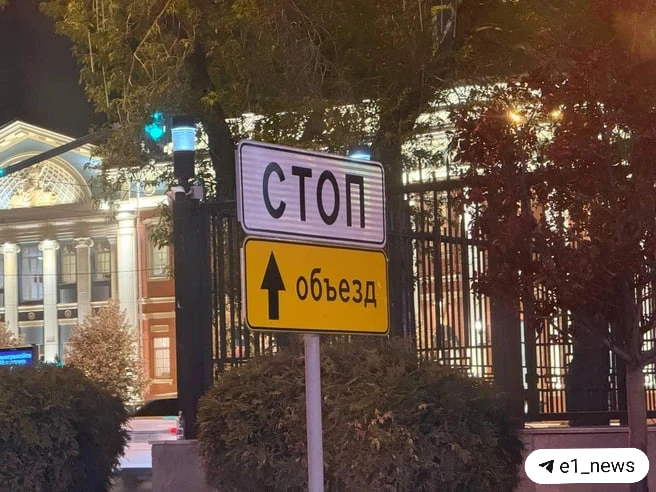 Этому городу нужно больше перекрытий 😈  Участок улицы Куйбышева от 8 Марта до Горького до 15 августа