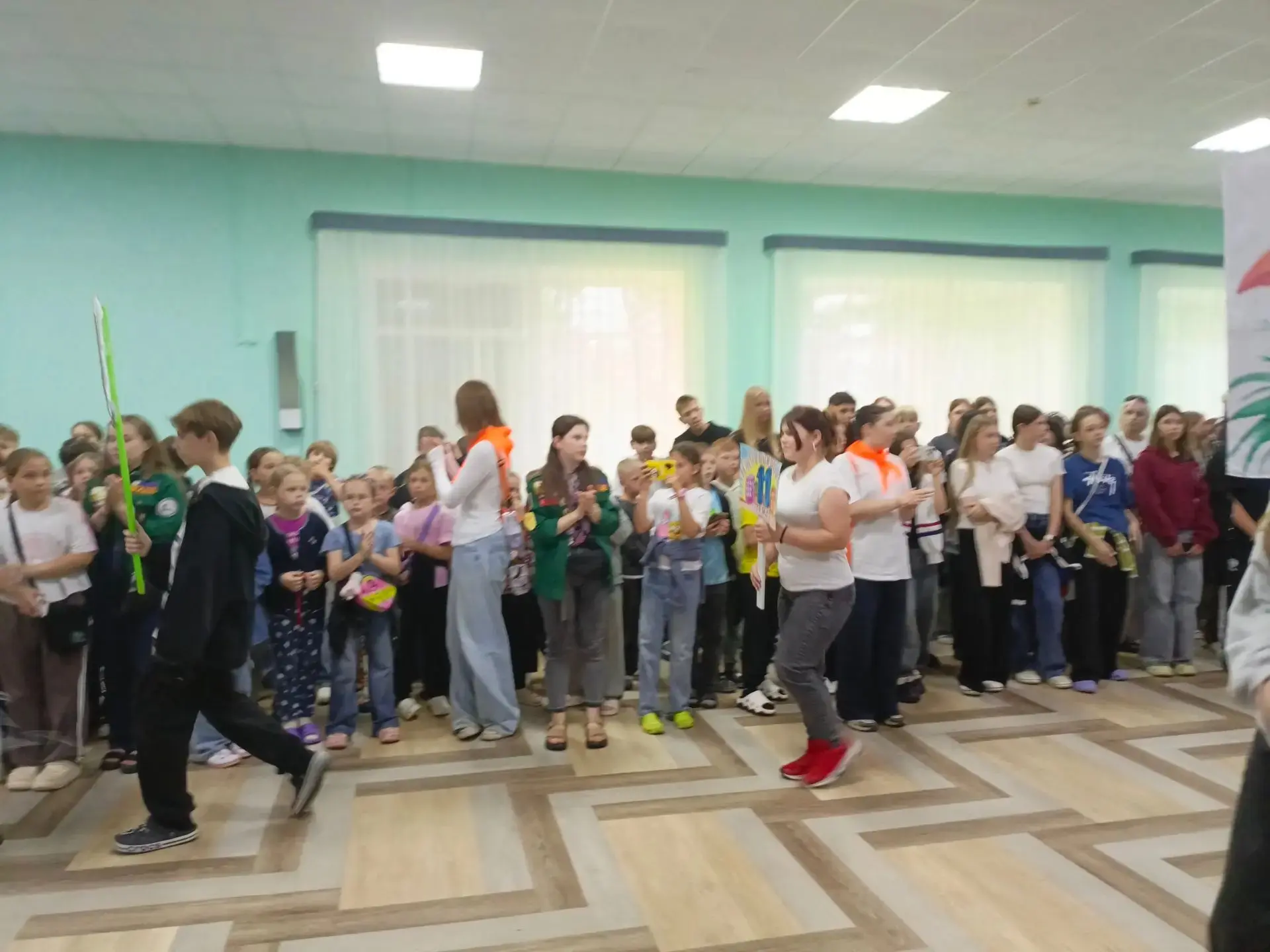 Каждый день у воспитанников ГКОУ "Детский дом" в ДОЛ "Берёзки" г. Оренбурга наполнен играми, творчес