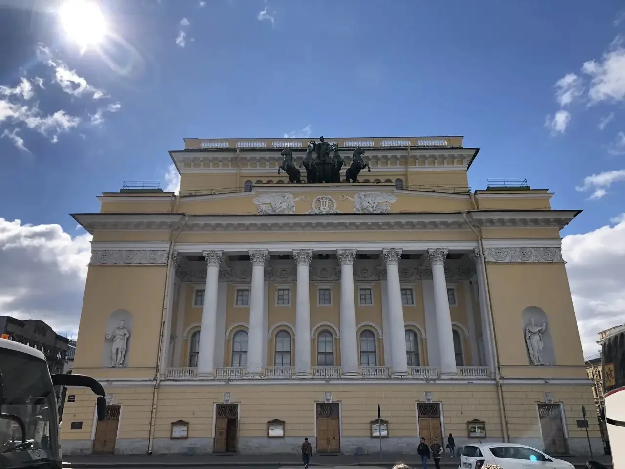 🎭С 15 по 20 апреля в Санкт-Петербурге прошёл масштабный фестиваль «Кубок городов» В нём участвовали 