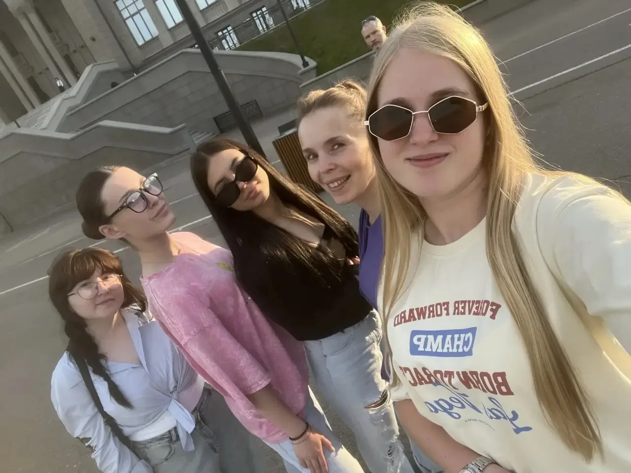 Это здорово!
Обучающиеся Назаровского муниципального округа приехали в Красноярск для участия в Vi к