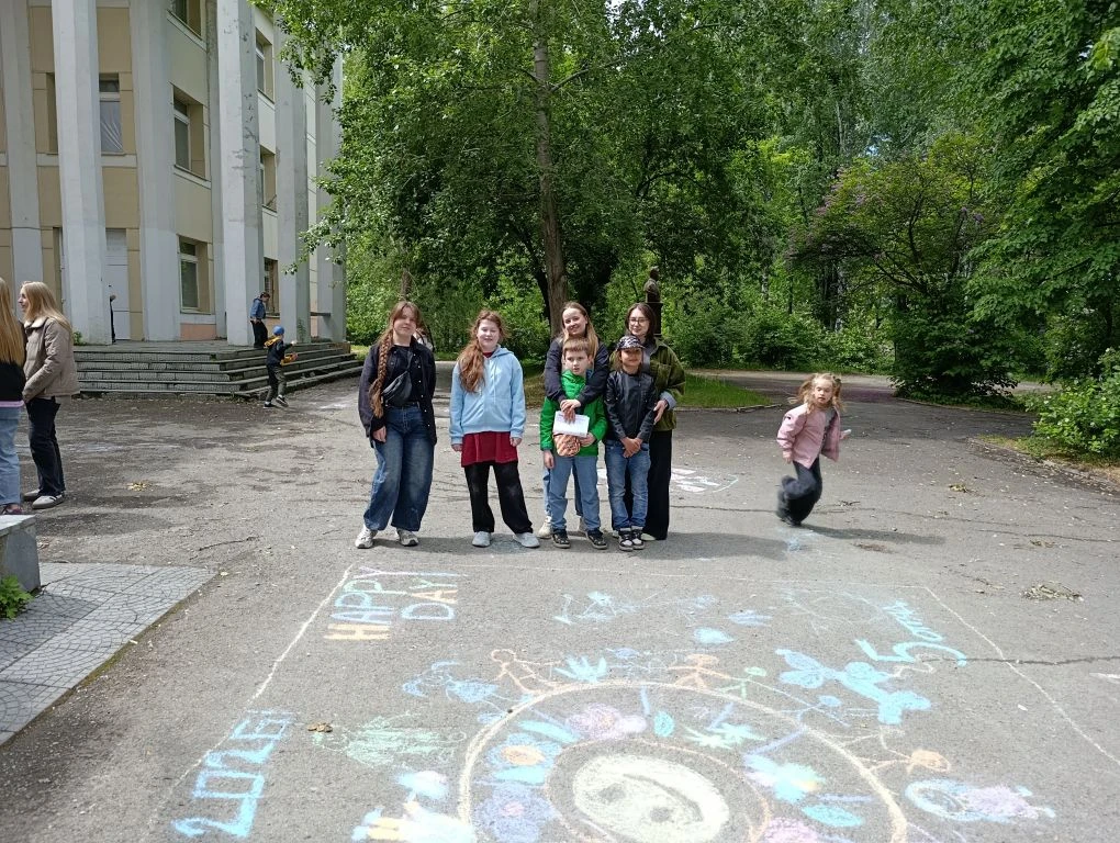 🎉 1 июня, в День защиты детей, в нашей школе состоялось долгожданное открытие летней лагерной смены